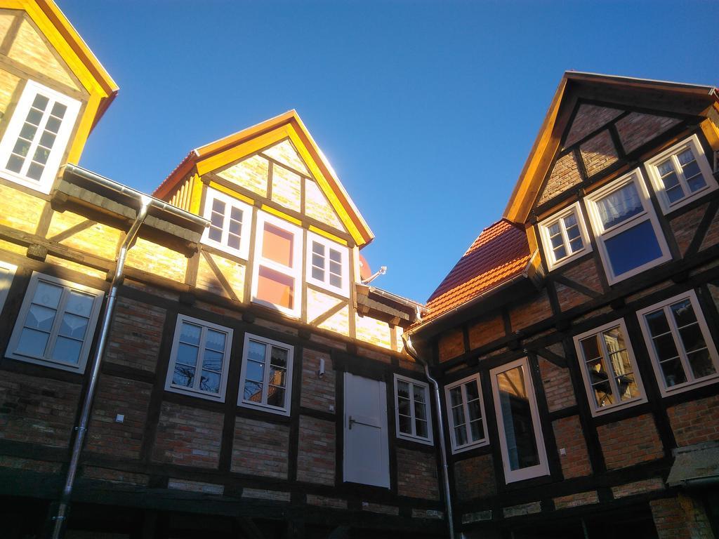 Fachwerkresidenz Deuterscher Hof Quedlinburg Exterior foto